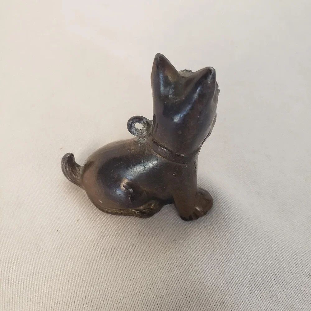 VTG Cast Metal Scottie Terrier Dog Figurine Miniature Charm Pendant, Paperweight
